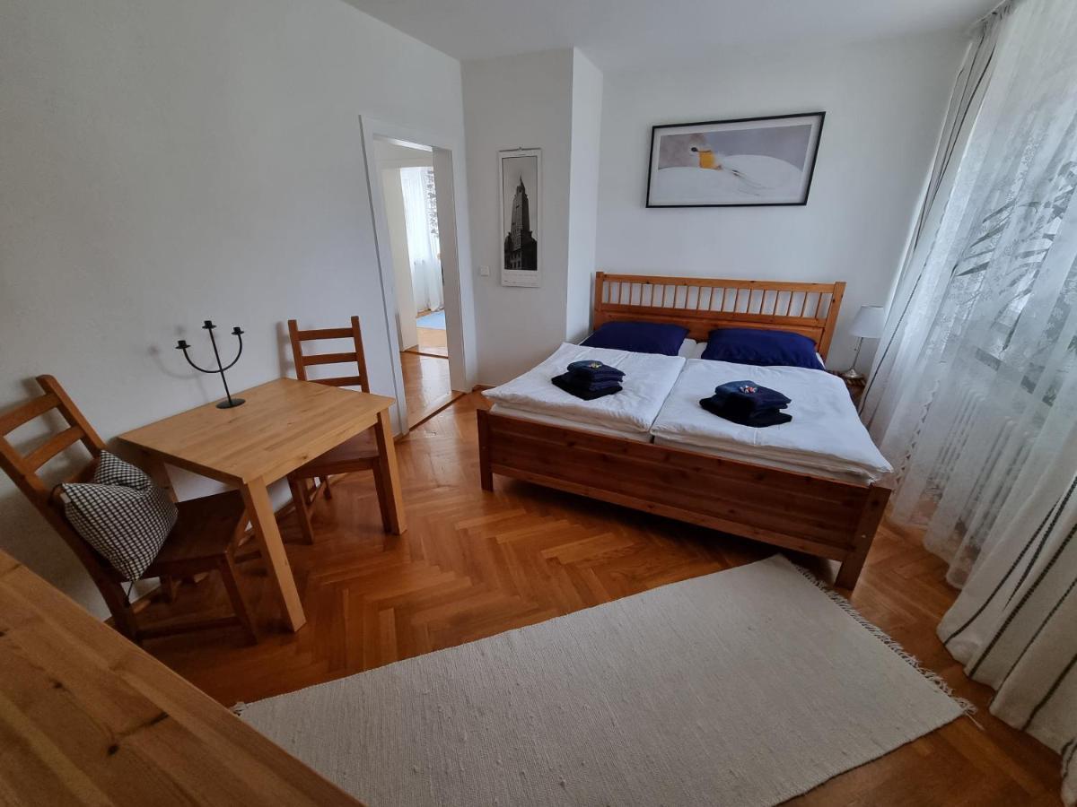 Ferienwohnung Kirsten Markranstadt Bagian luar foto