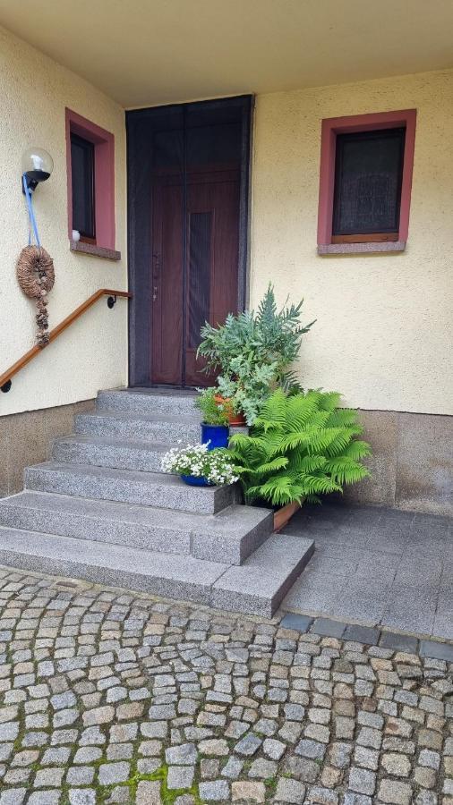 Ferienwohnung Kirsten Markranstadt Bagian luar foto